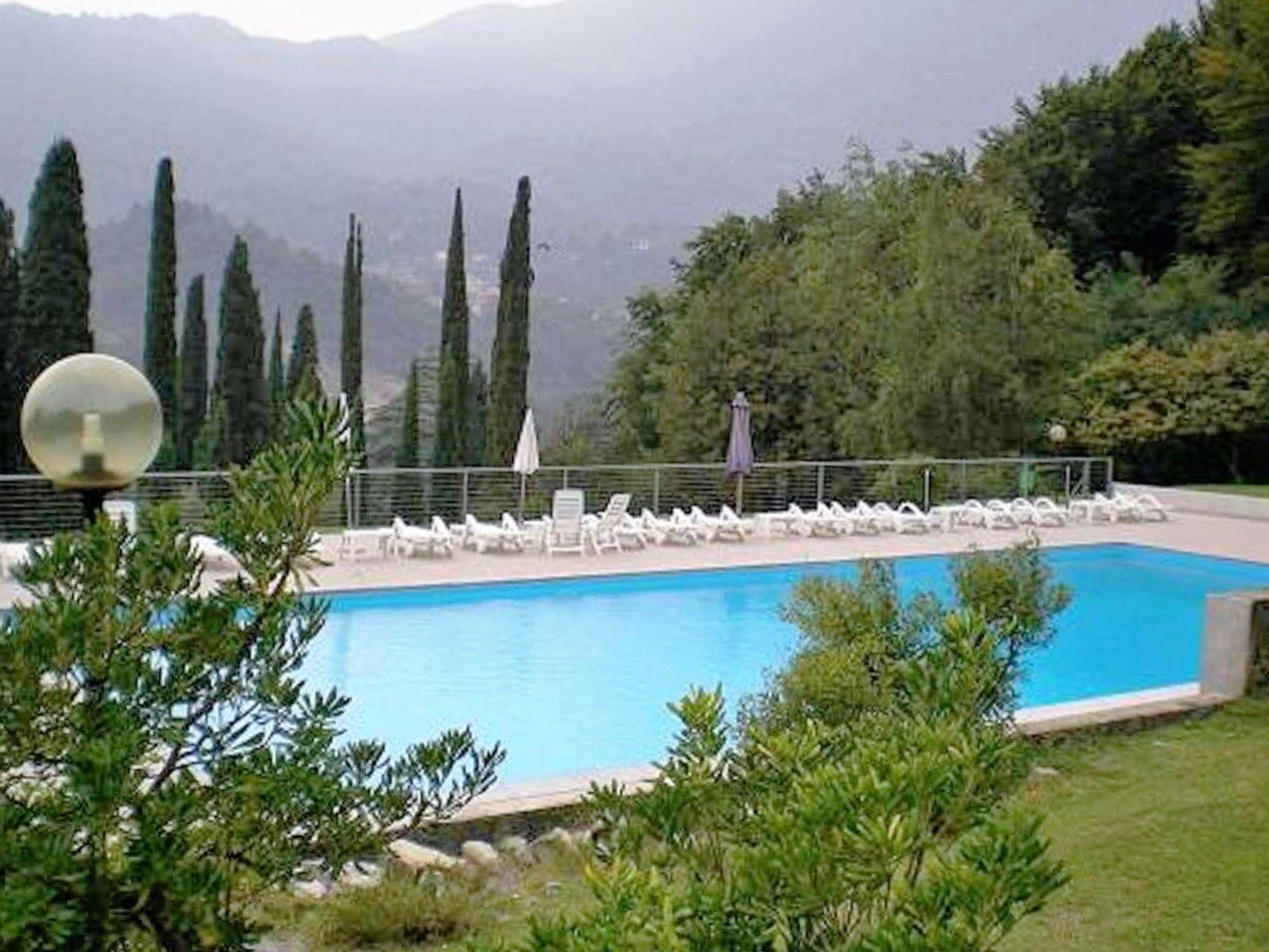 Le Terrazze Vista Lago Piscina Tennis Parking Wi-Fi Menaggio Extérieur photo